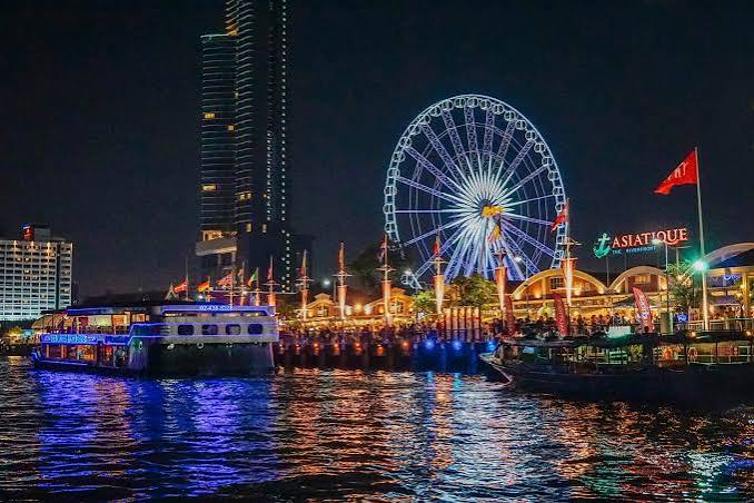 River Asiatic Bangkok: guía completa para visitar uno de los mercados nocturnos más famosos de Tailandia